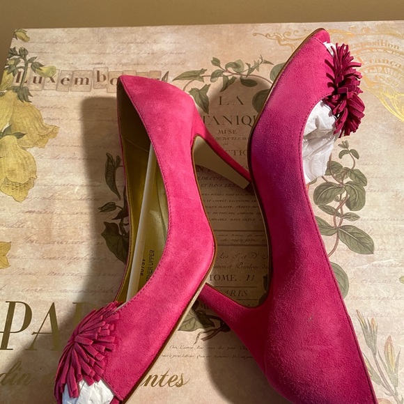 J.Crew Bright Pink Suede Hills - Picture 2 of 9